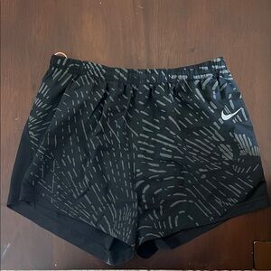 Nike Women's Black and Gray Athletic Shorts